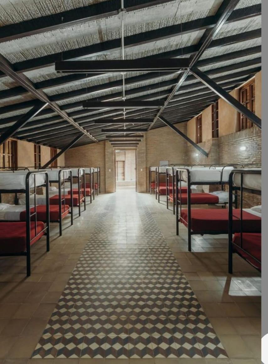 Hotel Ur Allāhābād Junction 外观 照片